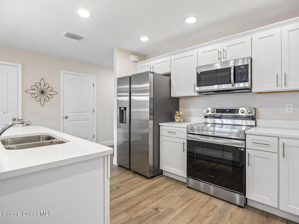 177 Hidden Woods Place, Melbourne, FL 32901
