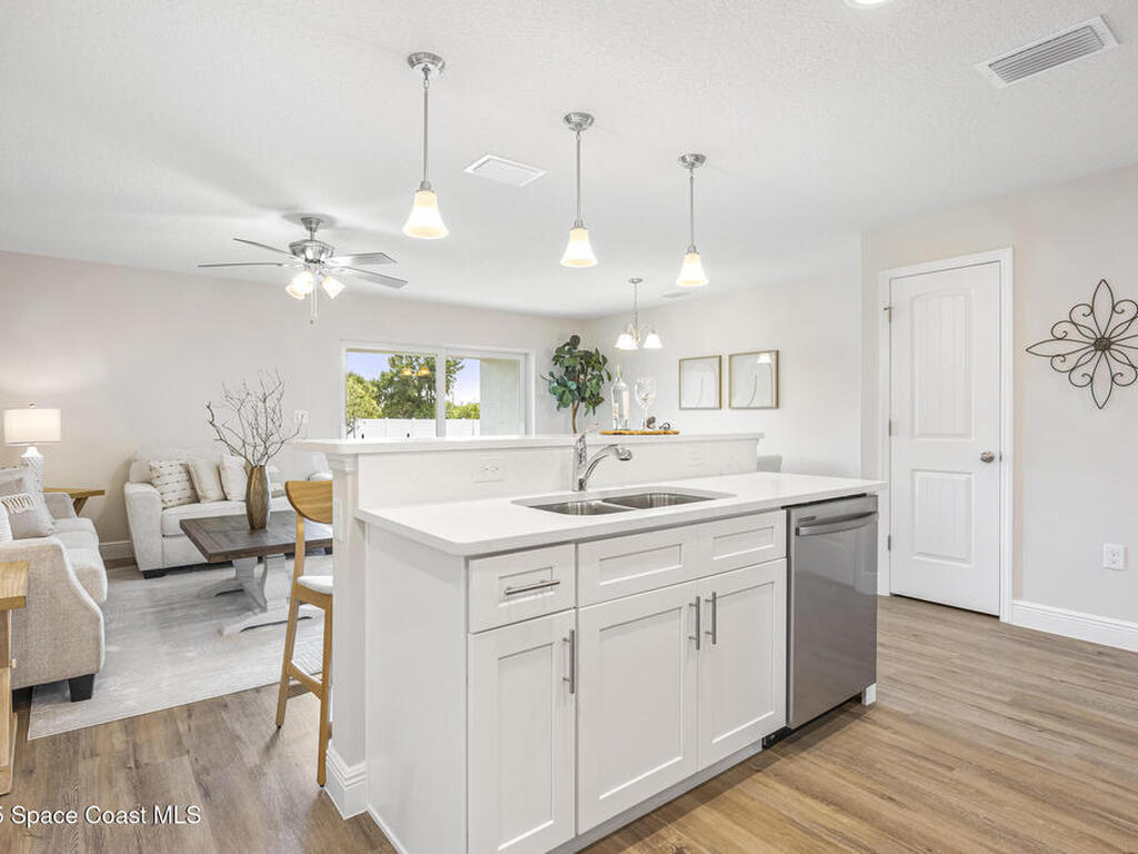 167 Hidden Woods Place, Melbourne, FL 32901