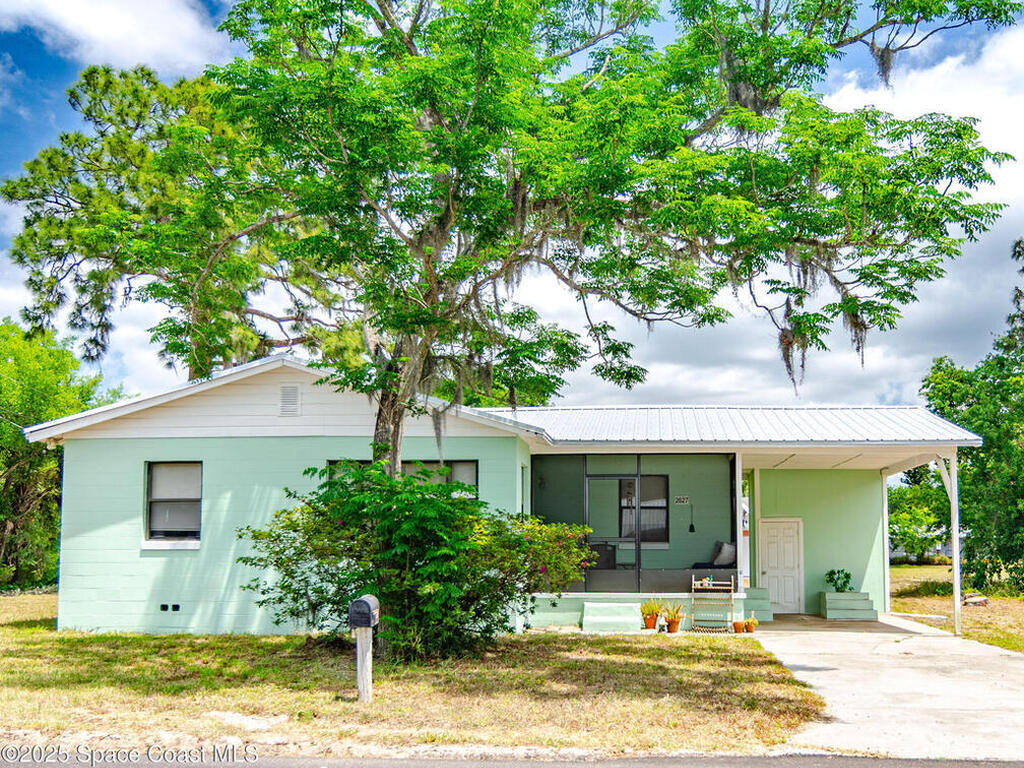 2627 Myrtle Avenue, Mims, FL 32754