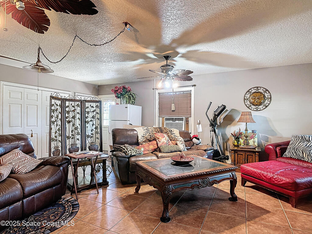 3320 Grantline Road, Mims, FL 32754