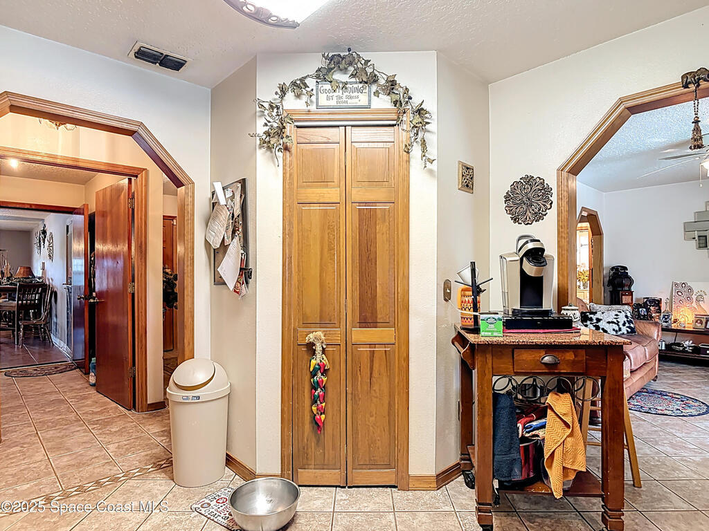 3320 Grantline Road, Mims, FL 32754