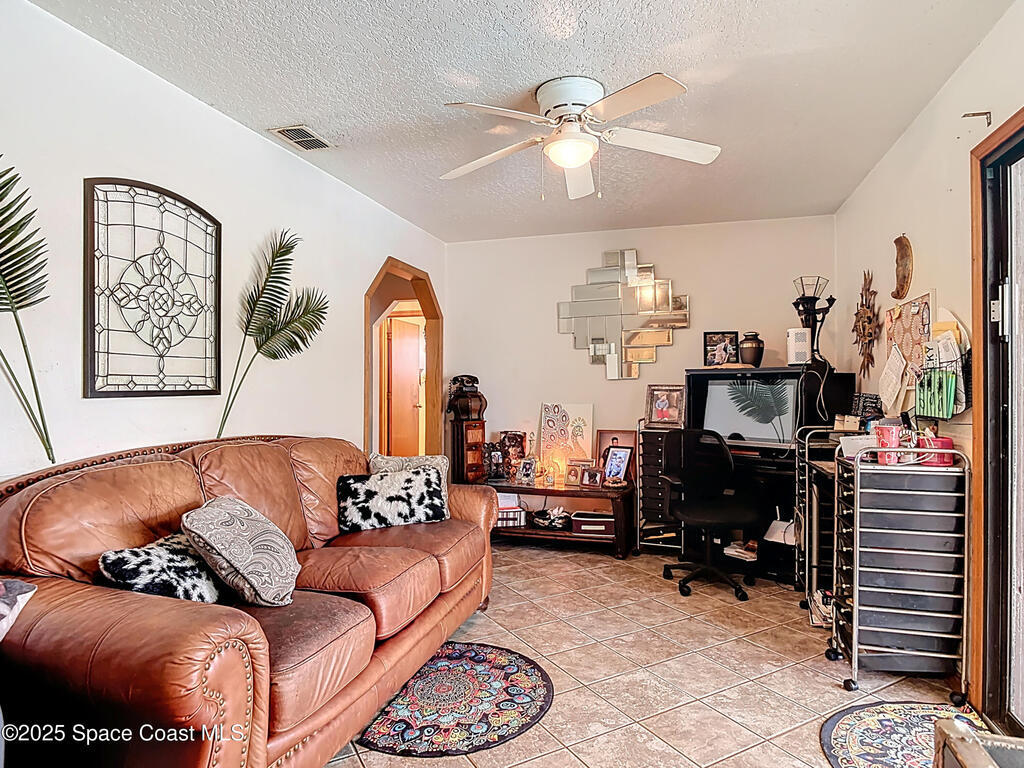 3320 Grantline Road, Mims, FL 32754