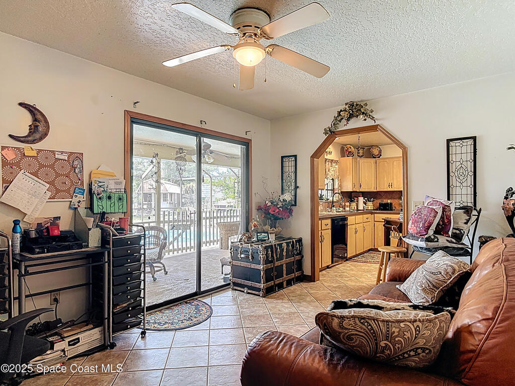 3320 Grantline Road, Mims, FL 32754