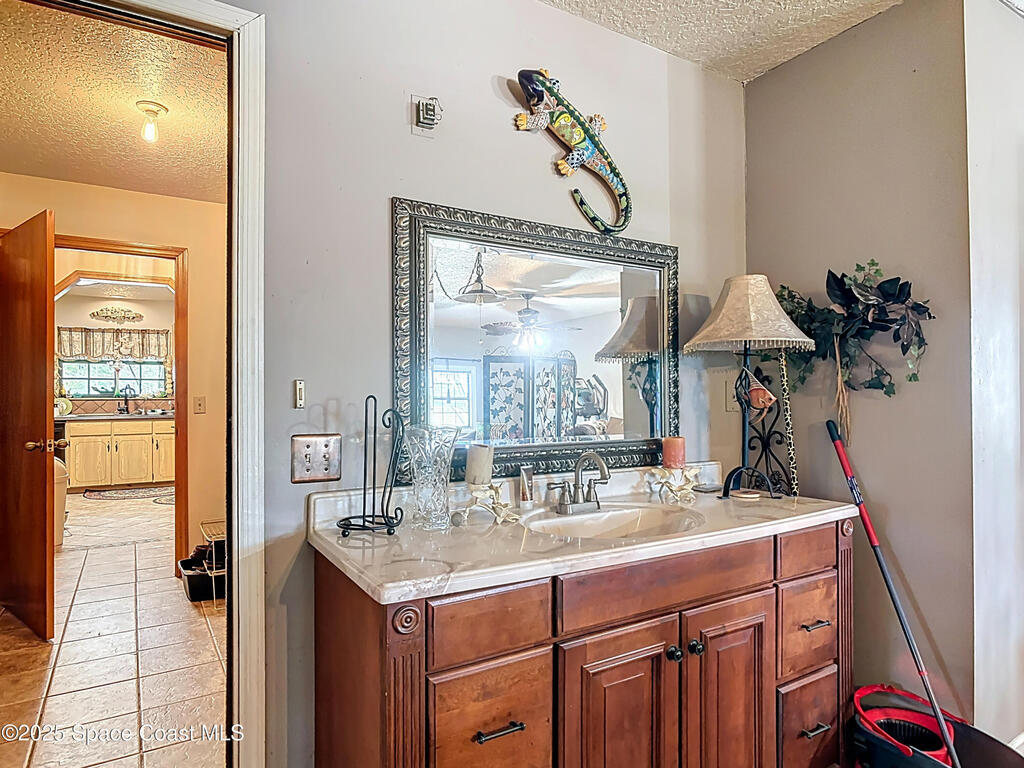 3320 Grantline Road, Mims, FL 32754
