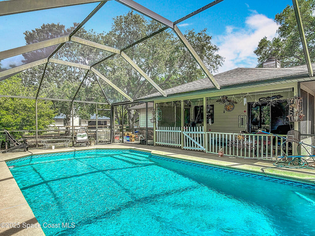 3320 Grantline Road, Mims, FL 32754