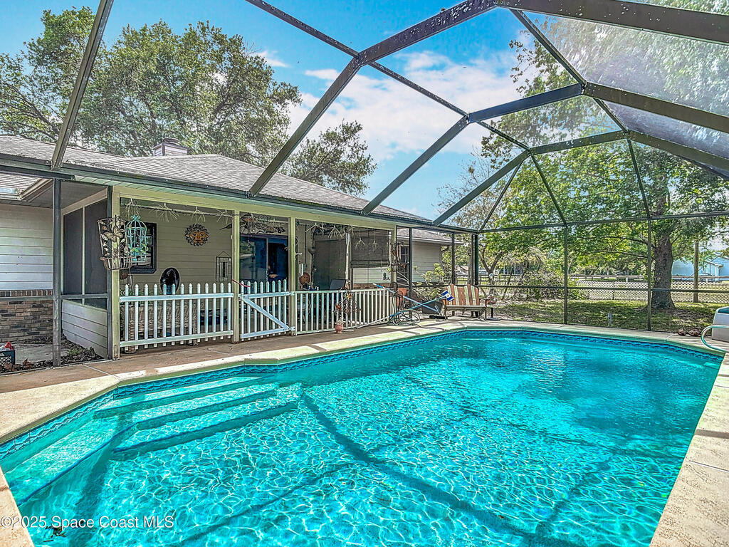 3320 Grantline Road, Mims, FL 32754