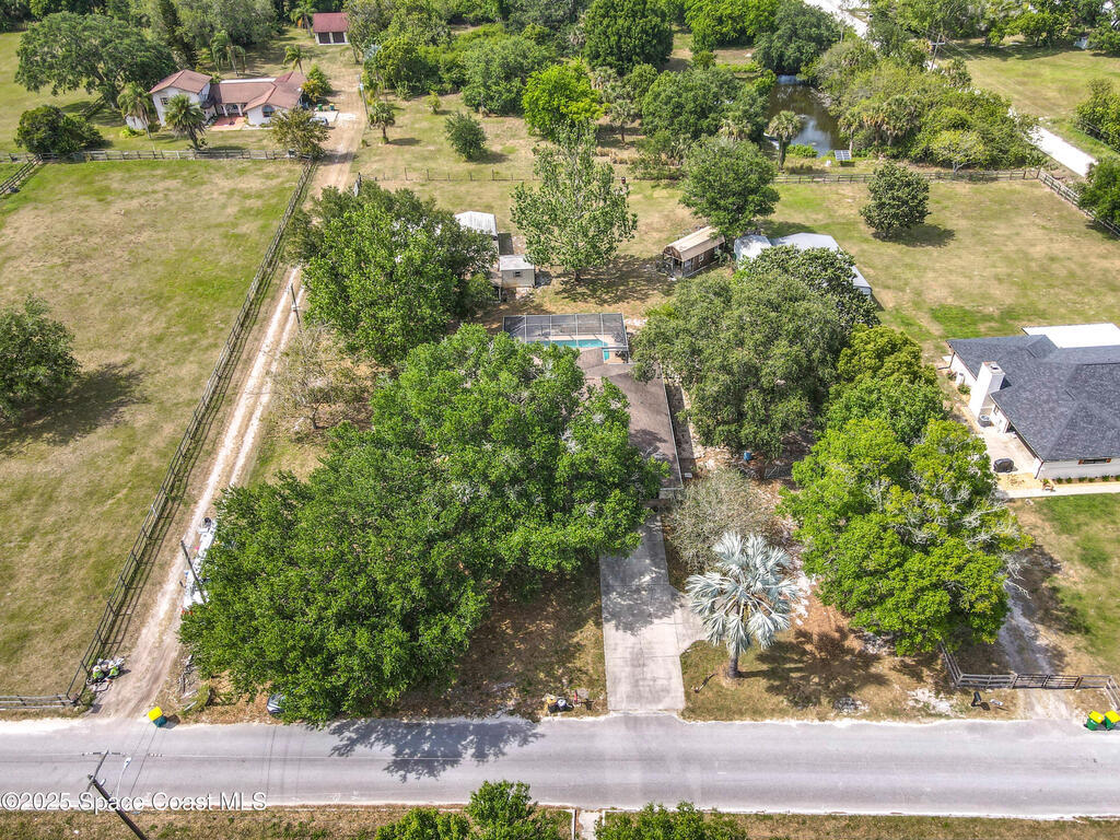 3320 Grantline Road, Mims, FL 32754