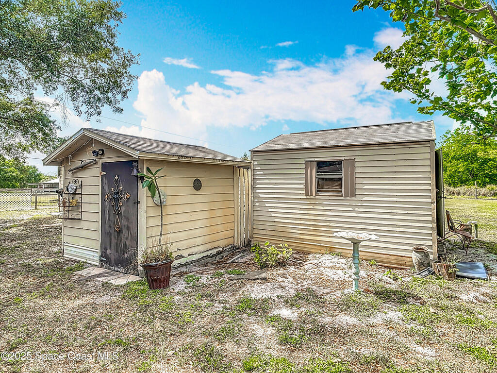 3320 Grantline Road, Mims, FL 32754