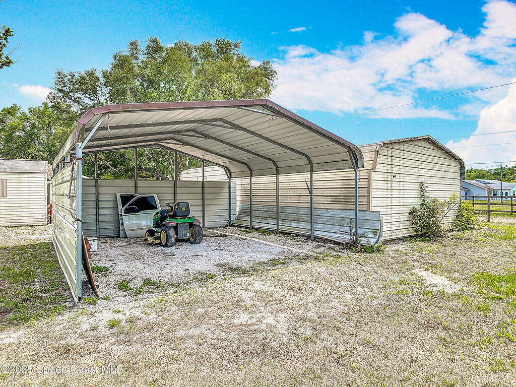 3320 Grantline Road, Mims, FL 32754