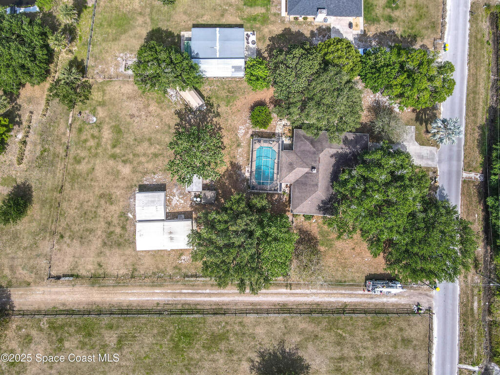 3320 Grantline Road, Mims, FL 32754
