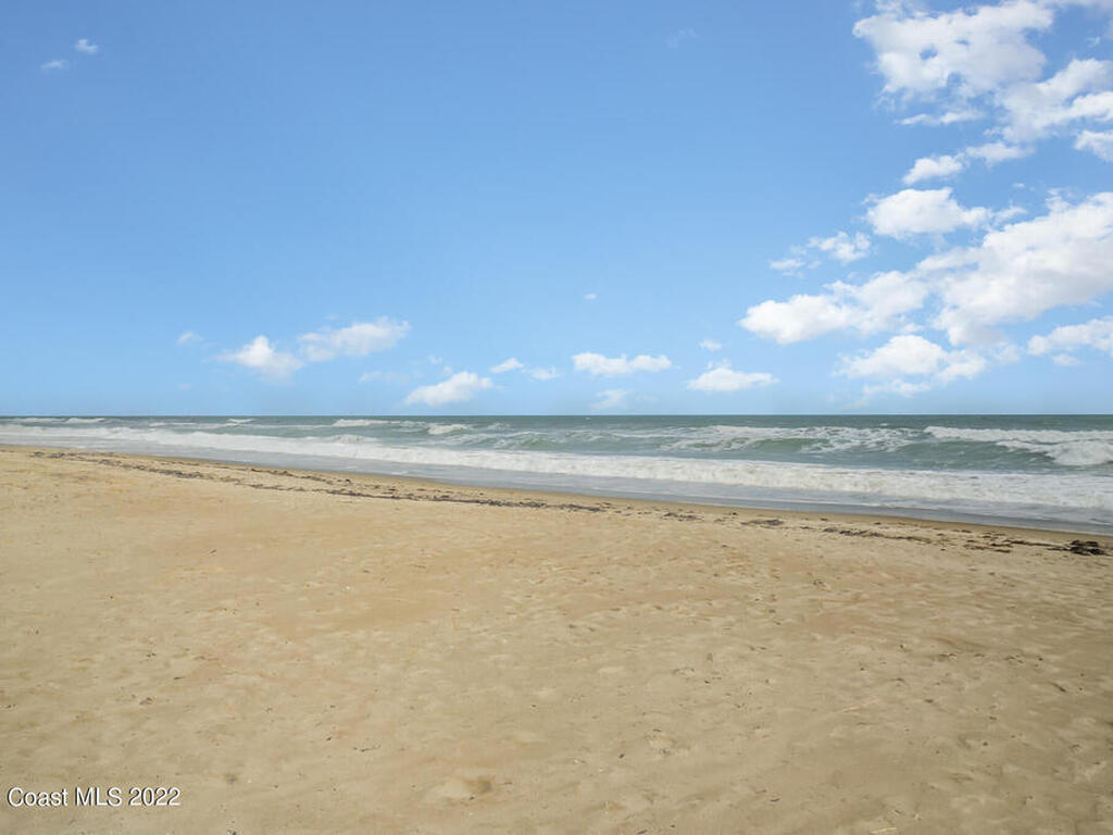 1950 Atlantic Street, Melbourne Beach, FL 32951