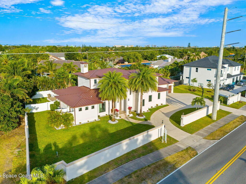 2355 N Riverside Drive, Indialantic, FL 32903