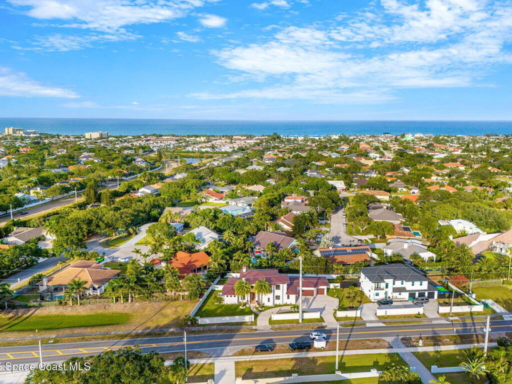2355 N Riverside Drive, Indialantic, FL 32903