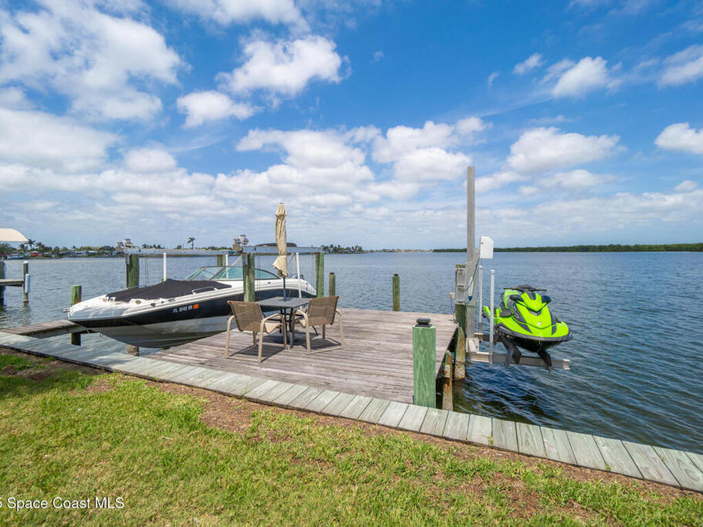 630 Paula Avenue, Merritt Island, FL 32953