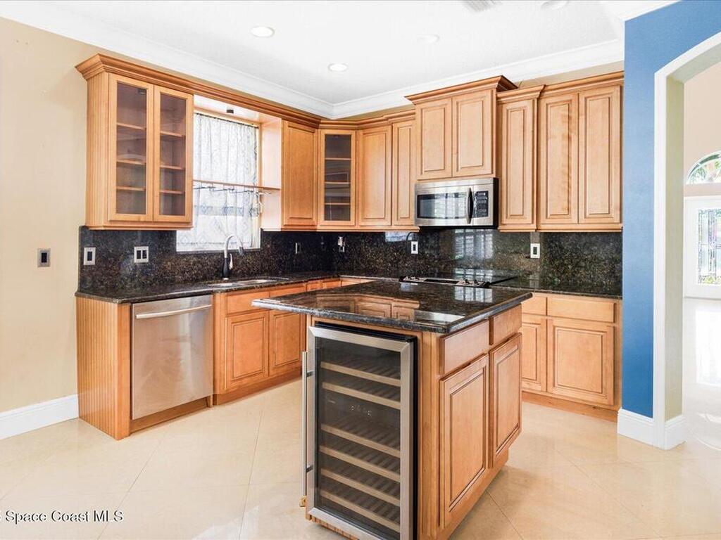 3865 NW Deer Oak Drive, Jensen Beach, FL 34957