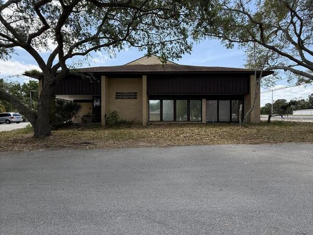 1855 Jess Parrish Court, Titusville, FL 32796