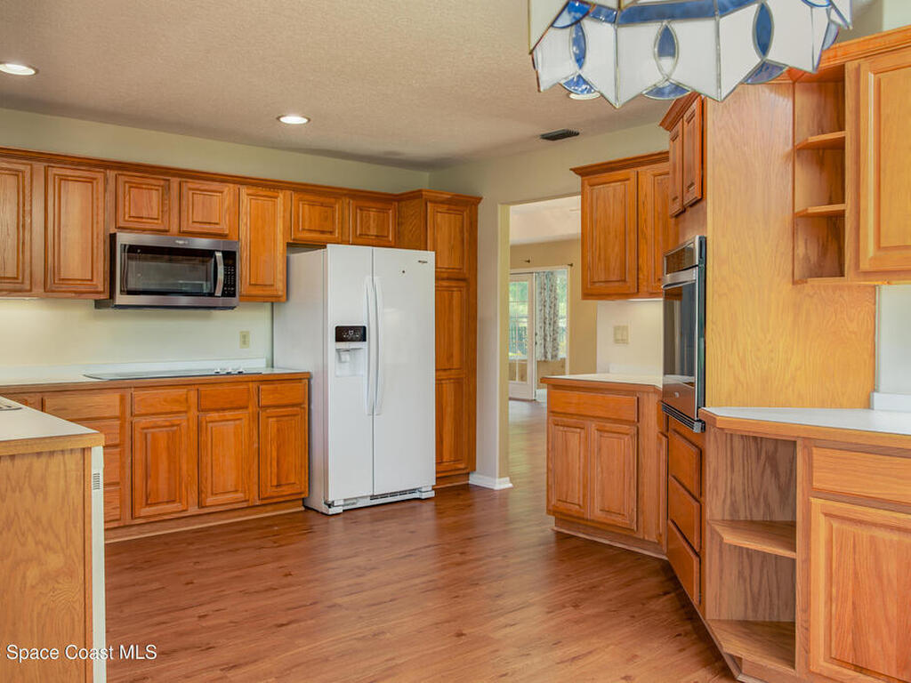 3730 Kloss Street, Mims, FL 32754