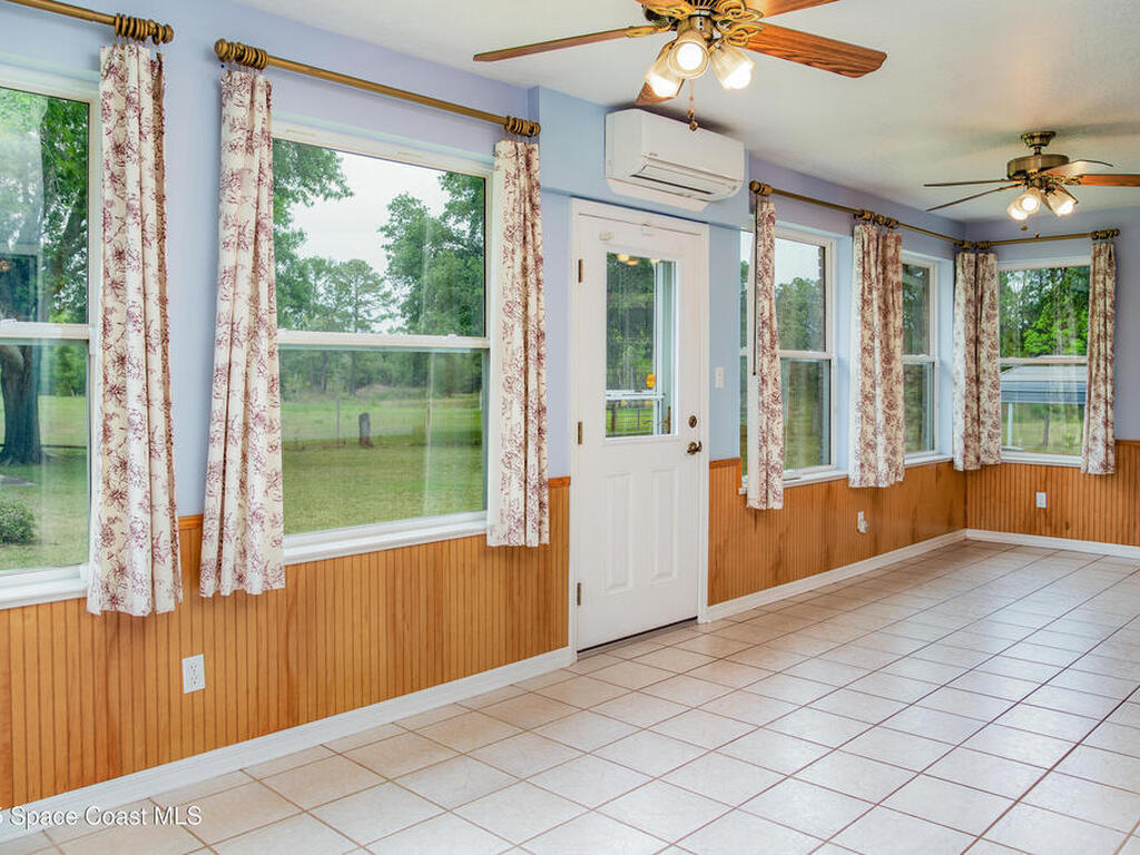 3730 Kloss Street, Mims, FL 32754