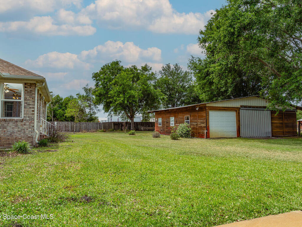 3730 Kloss Street, Mims, FL 32754