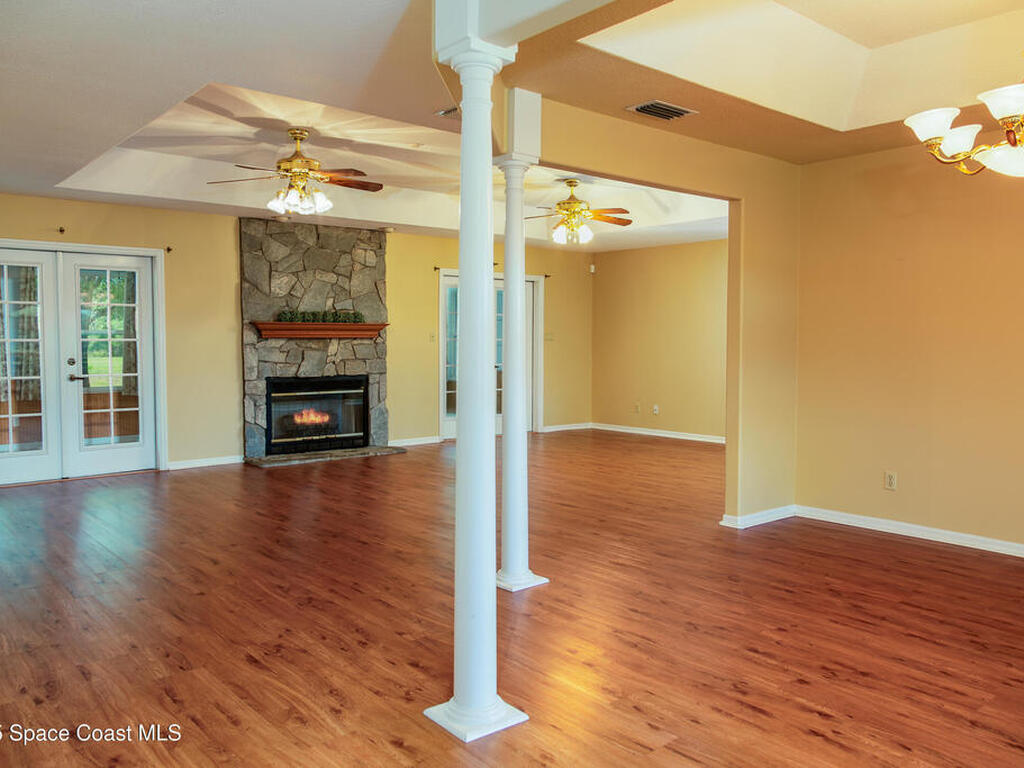 3730 Kloss Street, Mims, FL 32754