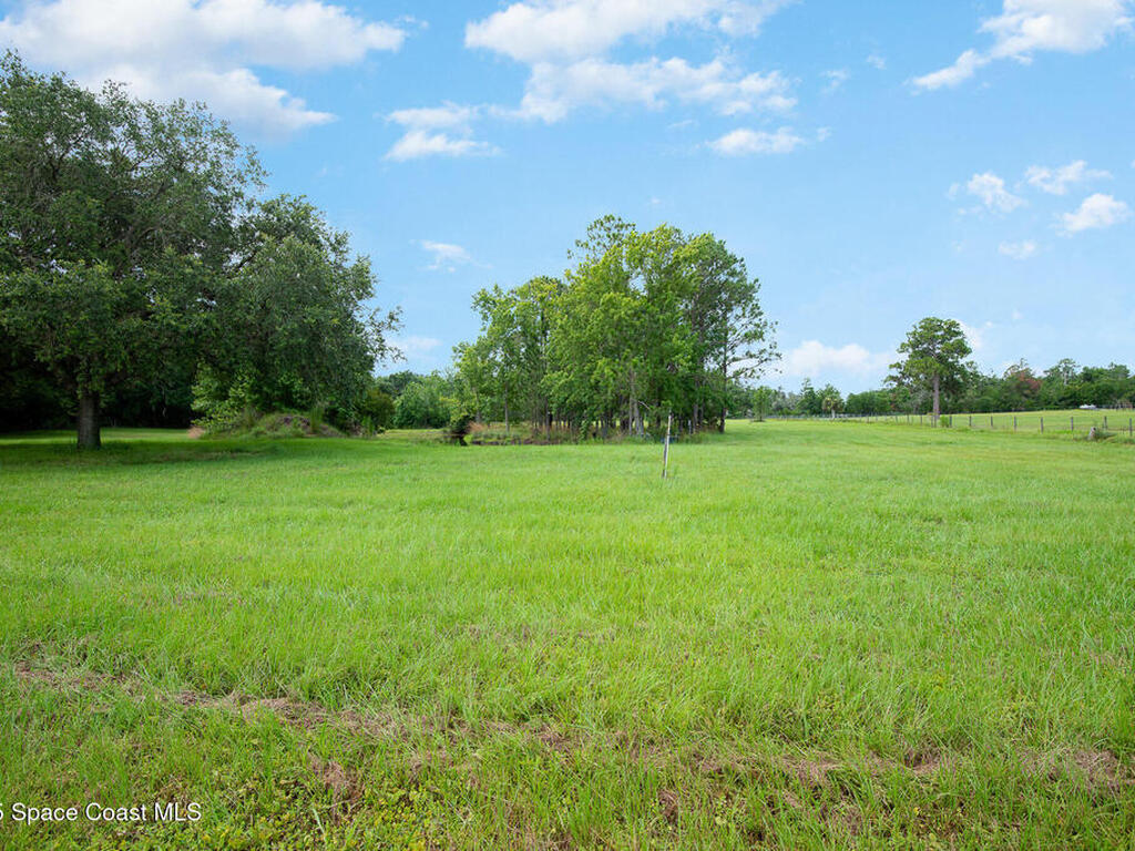 3730 Kloss Street, Mims, FL 32754