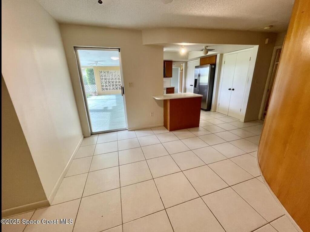 48 Country Club Road, Cocoa Beach, FL 32931