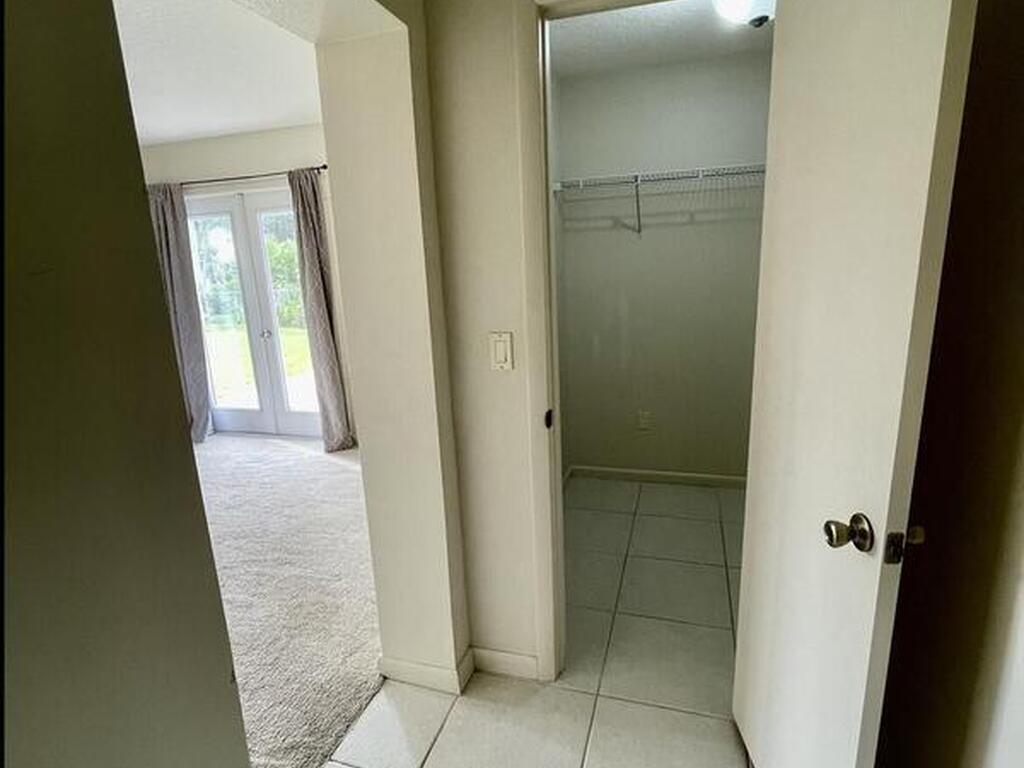 48 Country Club Road, Cocoa Beach, FL 32931
