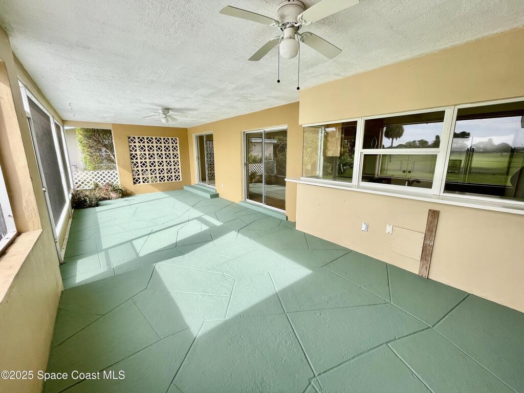 48 Country Club Road, Cocoa Beach, FL 32931