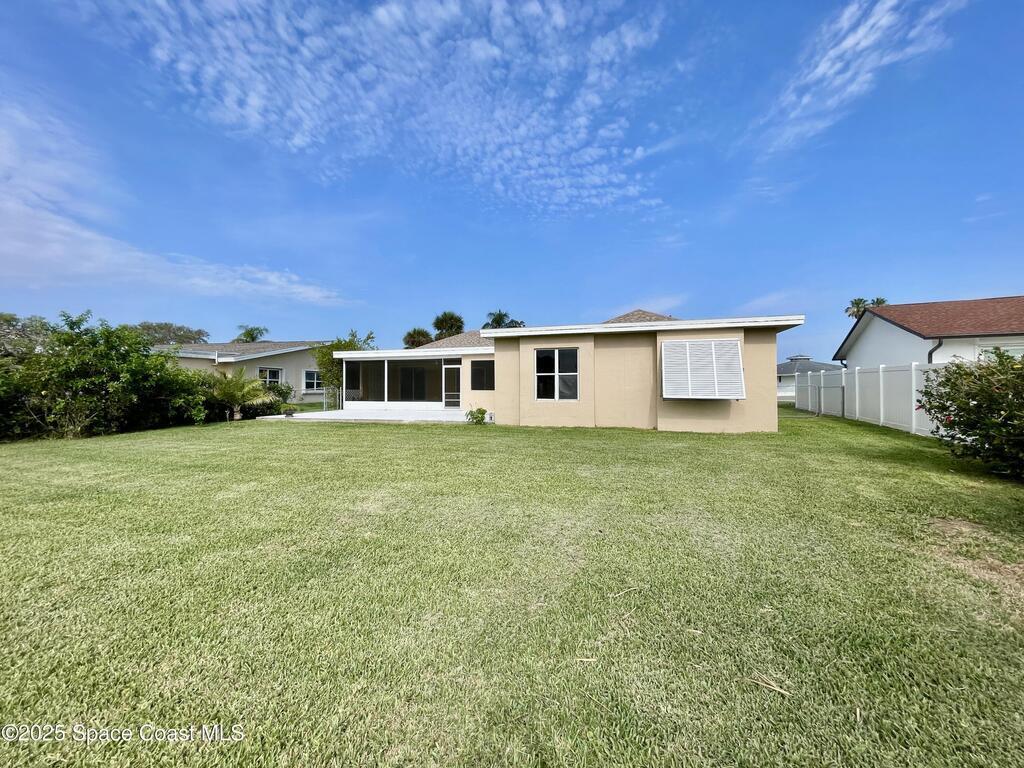 48 Country Club Road, Cocoa Beach, FL 32931