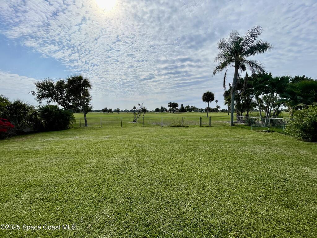 48 Country Club Road, Cocoa Beach, FL 32931