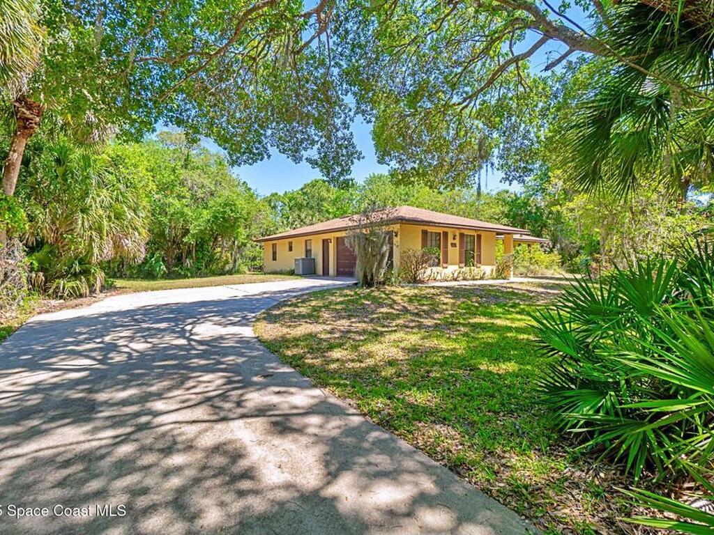 1812 Live Oak Drive, Rockledge, FL 32955