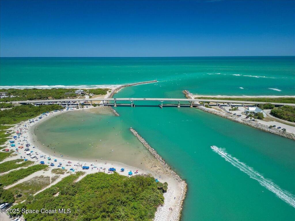 8865 Central Avenue, Micco, FL 32976