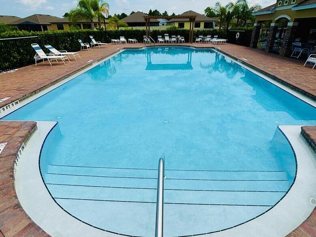 841 Old Country Road, Palm Bay, FL 32909