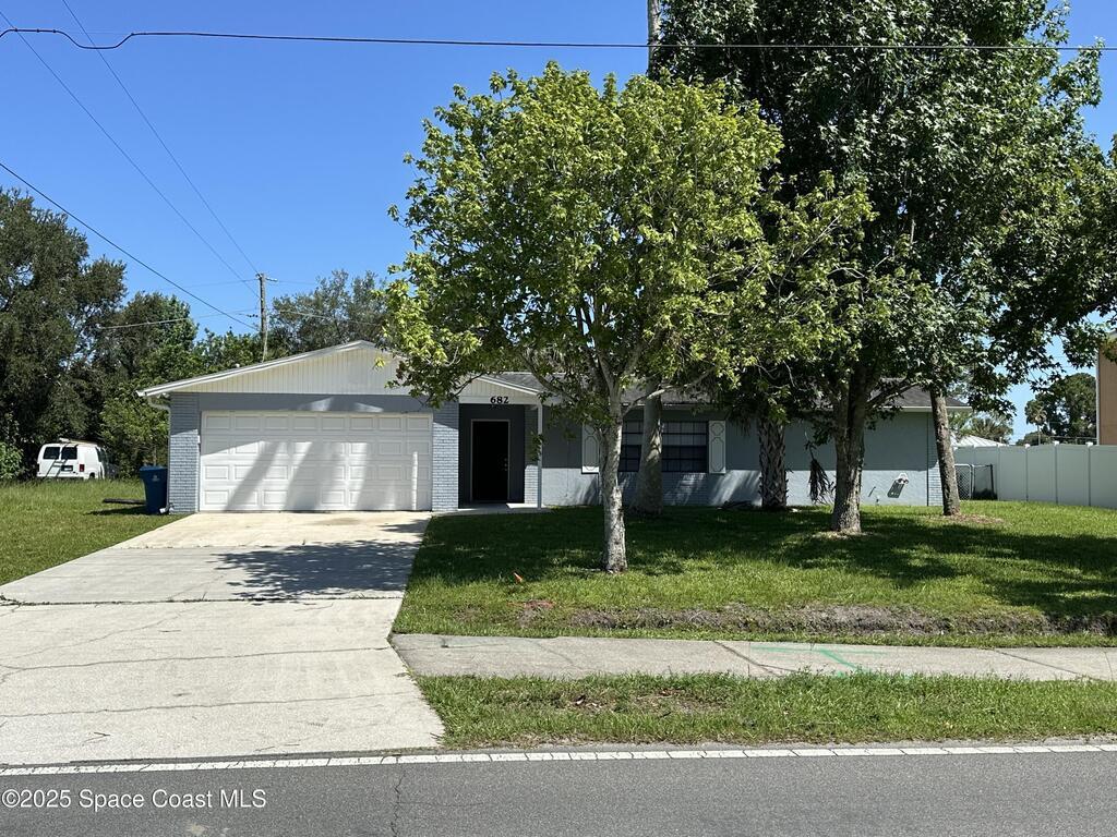 682 Americana Boulevard, Palm Bay, FL 32907
