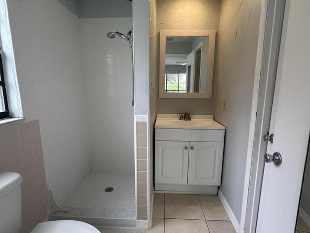 682 Americana Boulevard, Palm Bay, FL 32907
