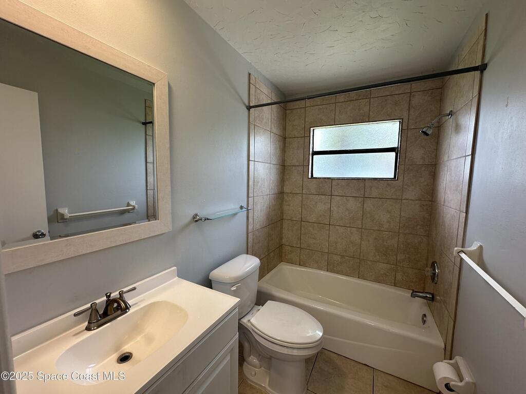 682 Americana Boulevard, Palm Bay, FL 32907