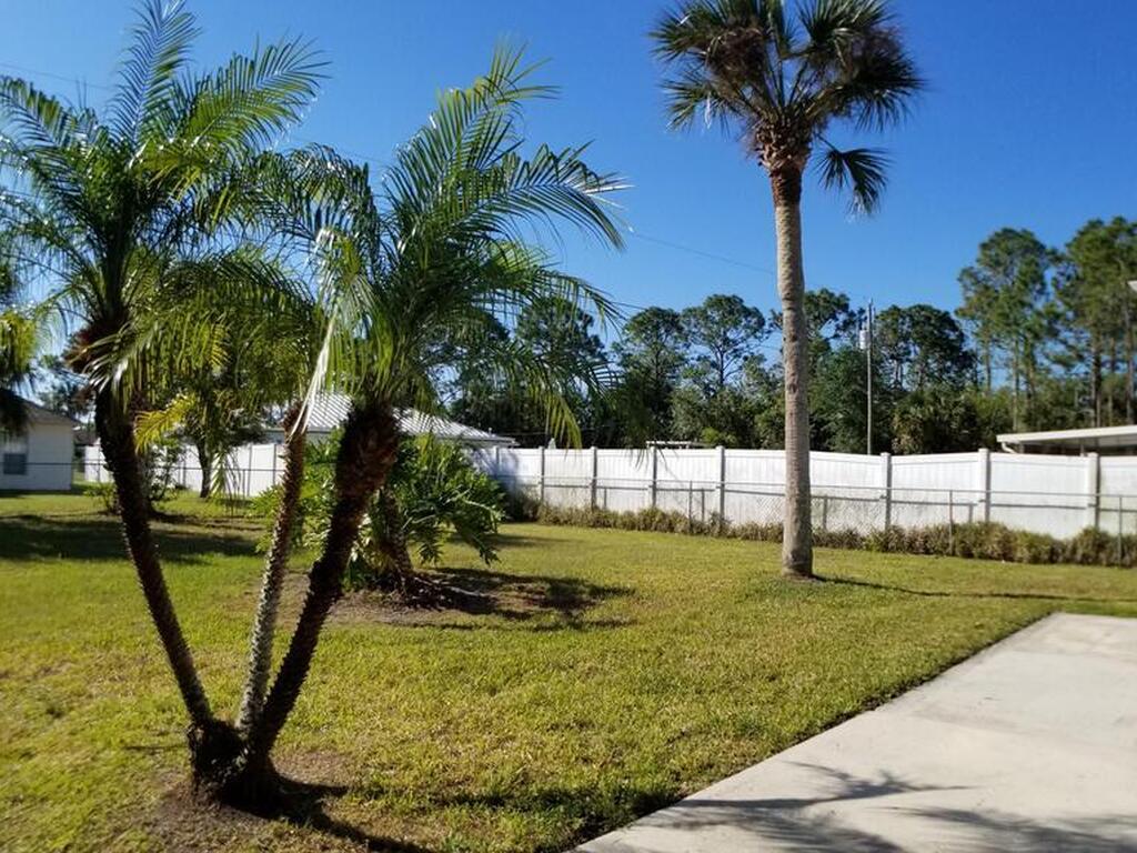 682 Americana Boulevard, Palm Bay, FL 32907