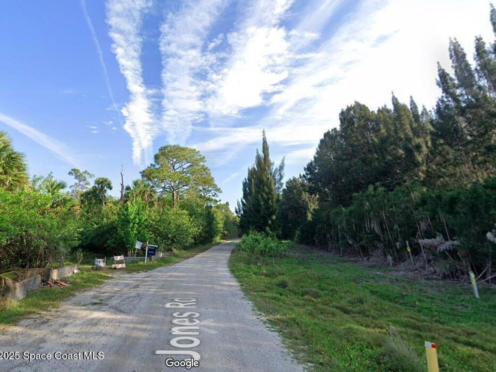 1576 Jones Road, Melbourne, FL 32934