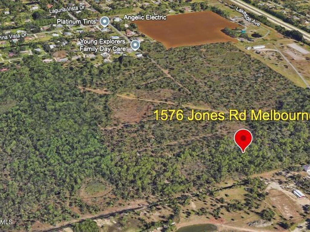 1576 Jones Road, Melbourne, FL 32934