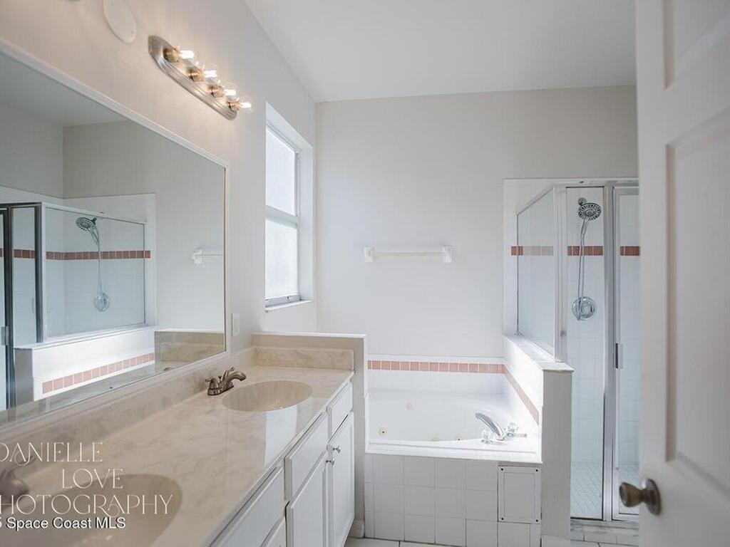 1110 8th Place, Vero Beach, FL 32960