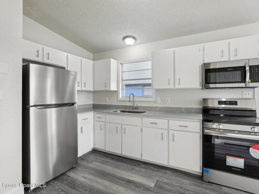610 Walker Street, Holly Hill, FL 32117
