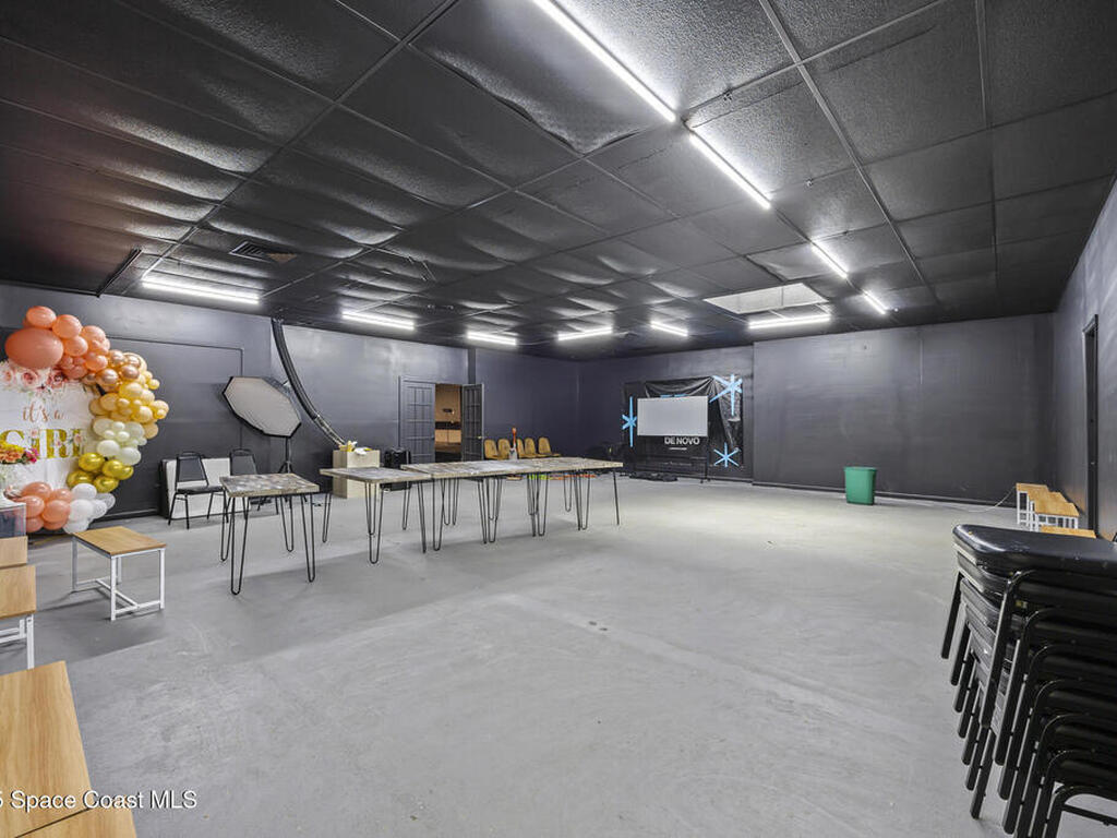 2705 N Harbor City Boulevard, Melbourne, FL 32935