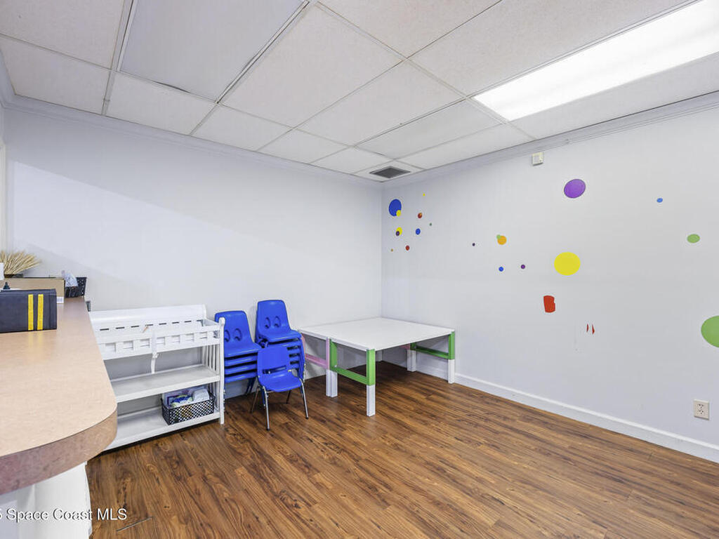 2705 N Harbor City Boulevard, Melbourne, FL 32935