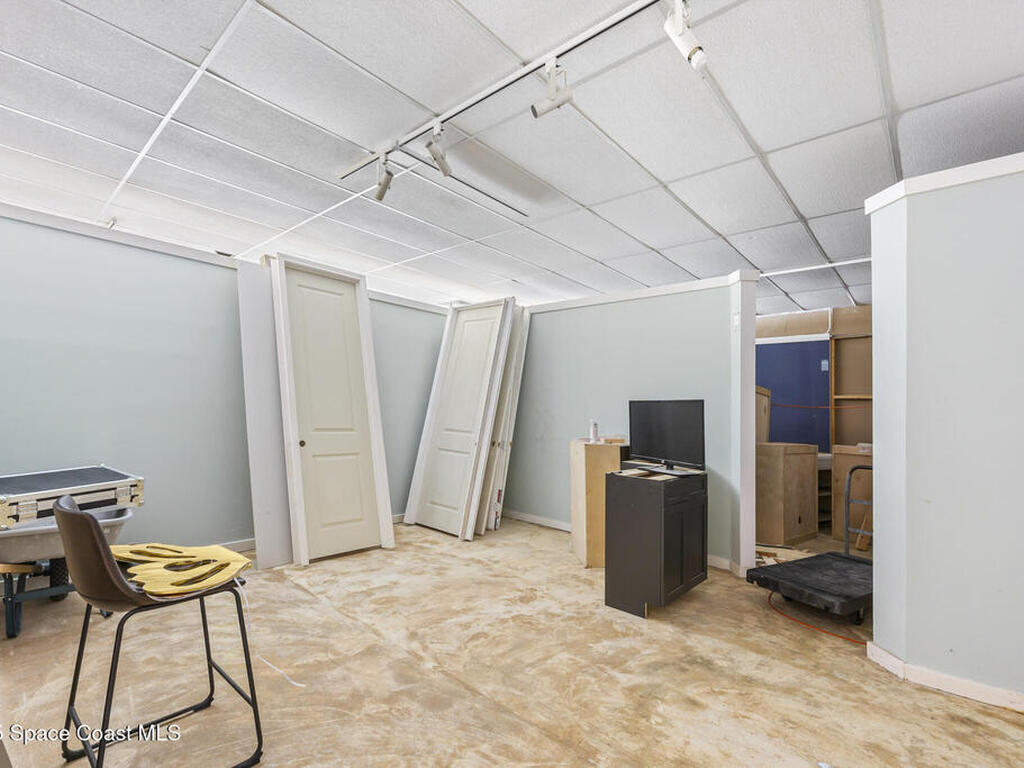 2705 N Harbor City Boulevard, Melbourne, FL 32935