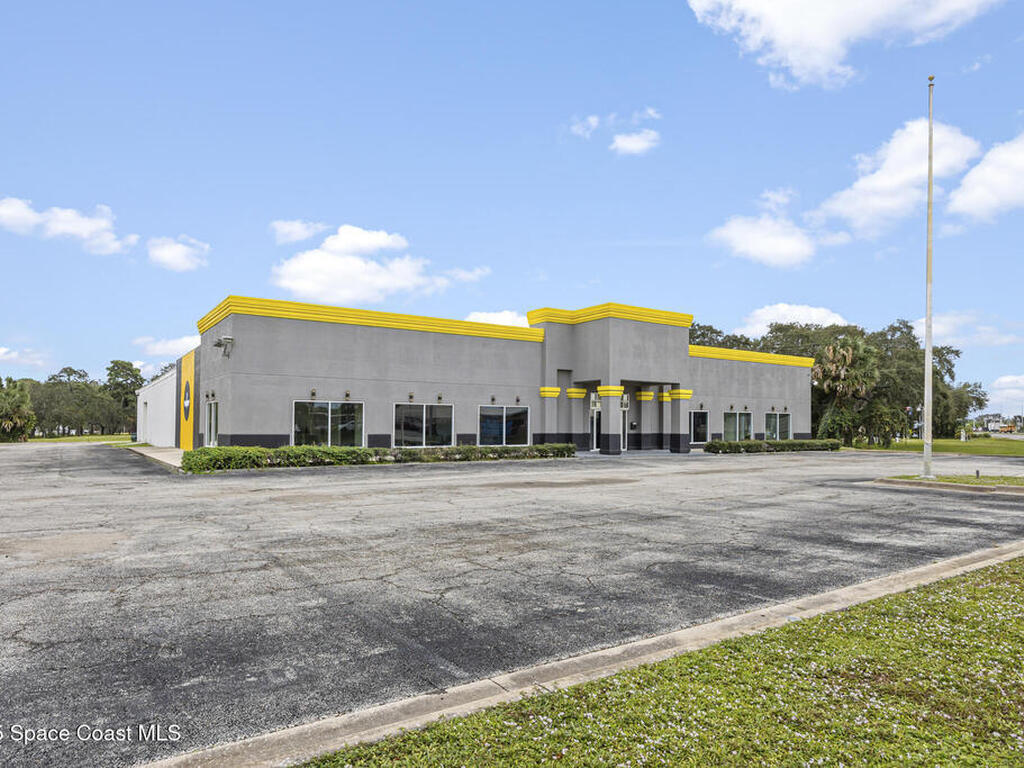 2705 N Harbor City Boulevard, Melbourne, FL 32935