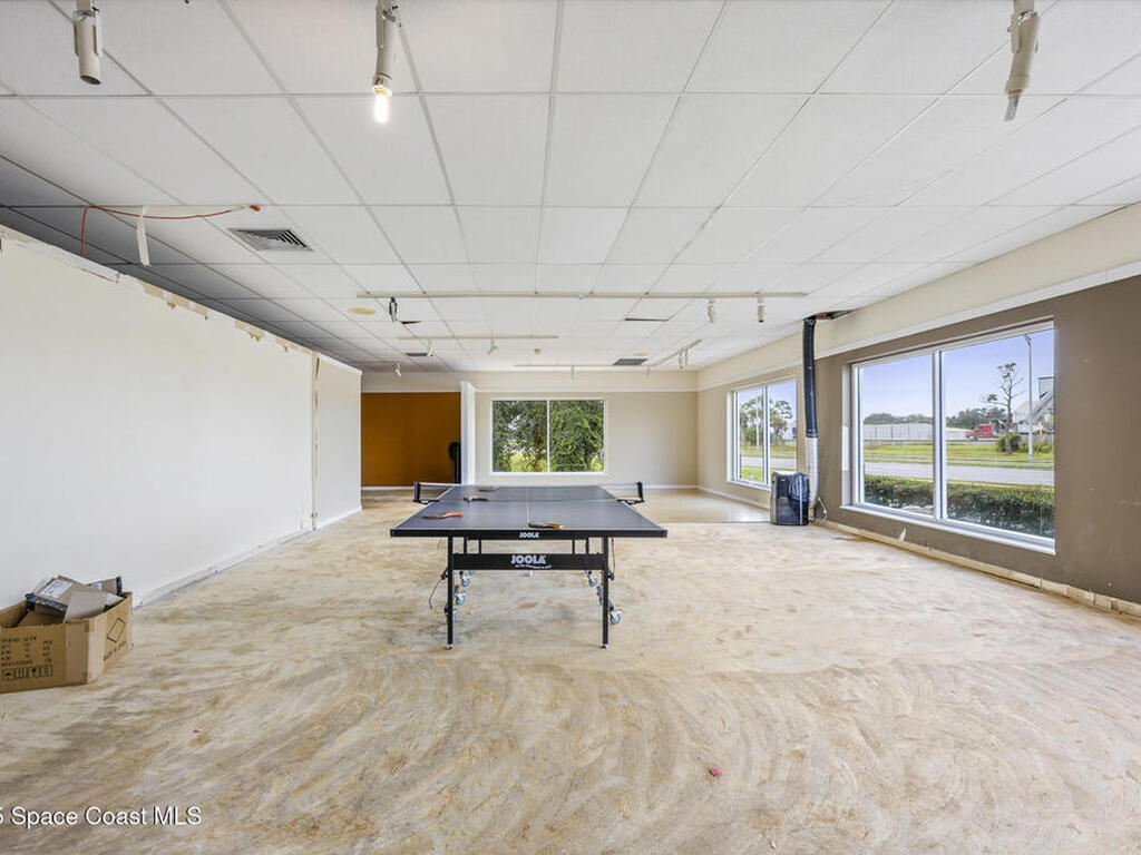 2705 N Harbor City Boulevard, Melbourne, FL 32935