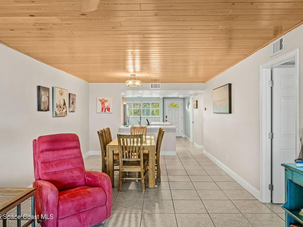 1101 S Miramar Avenue, Indialantic, FL 32903