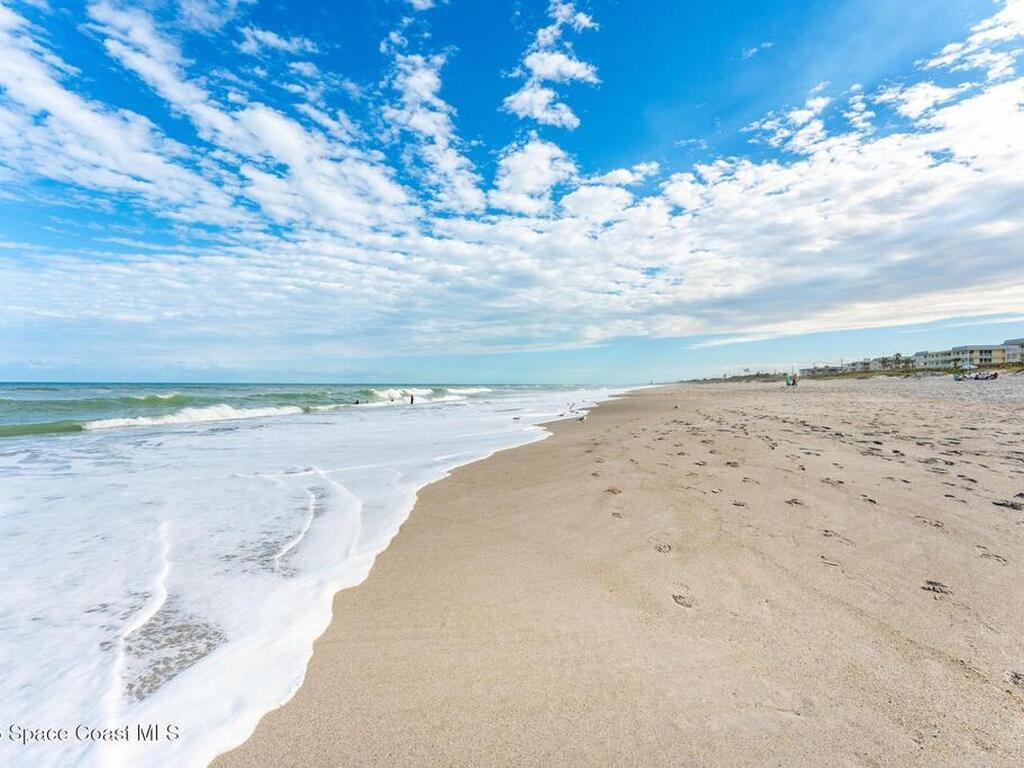 1101 S Miramar Avenue, Indialantic, FL 32903