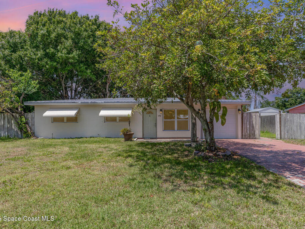 1751 5th Court, Vero Beach, FL 32960