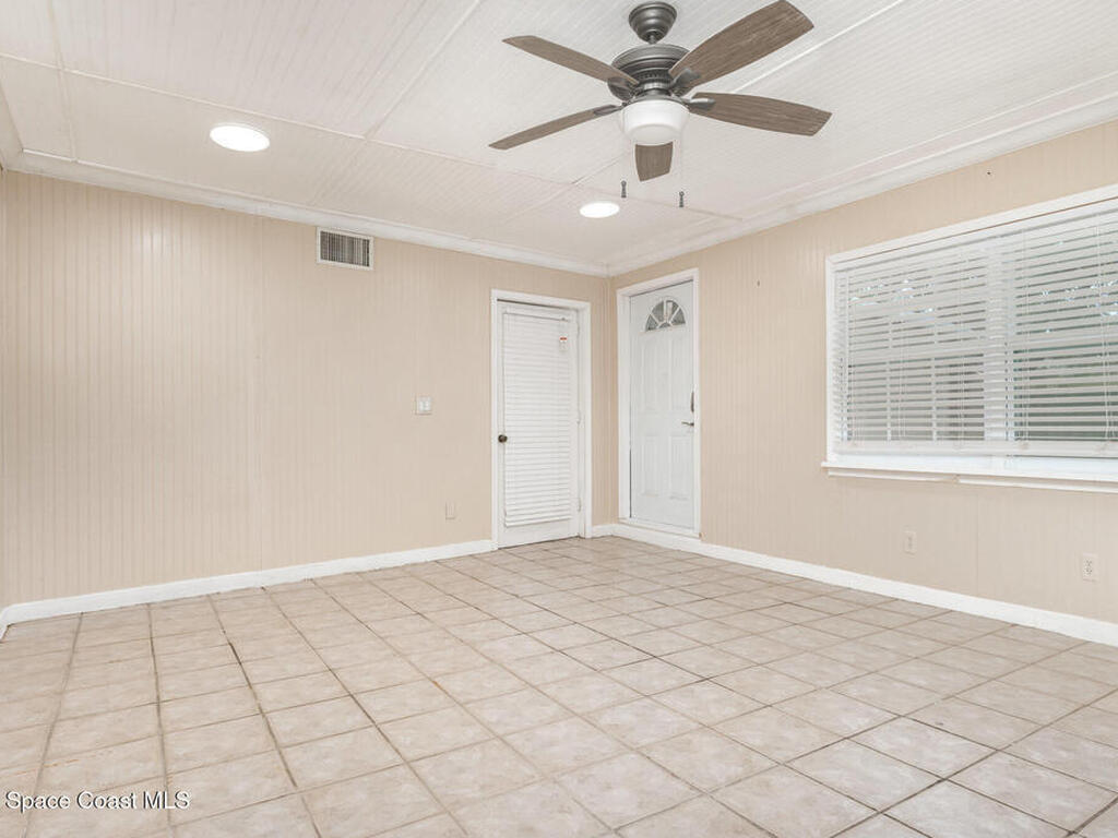 1751 5th Court, Vero Beach, FL 32960